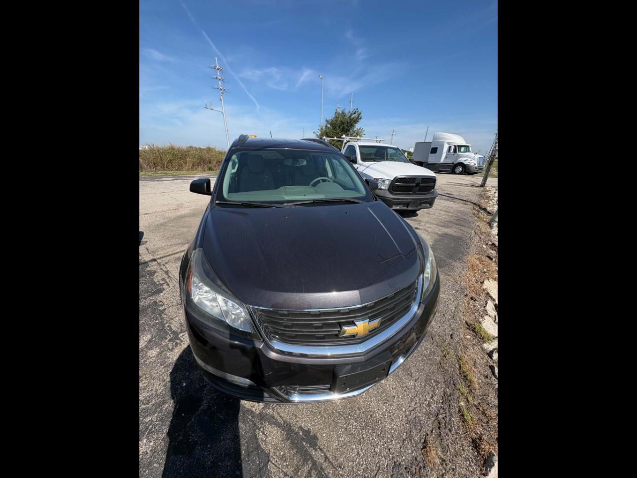 2017 Chevrolet Traverse LS AWD w/PDC
