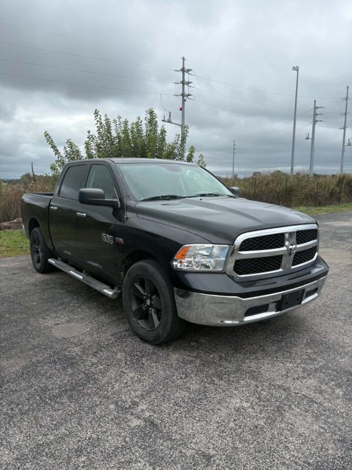 RAM 1500 SLT Crew Cab SWB 4WD 2015