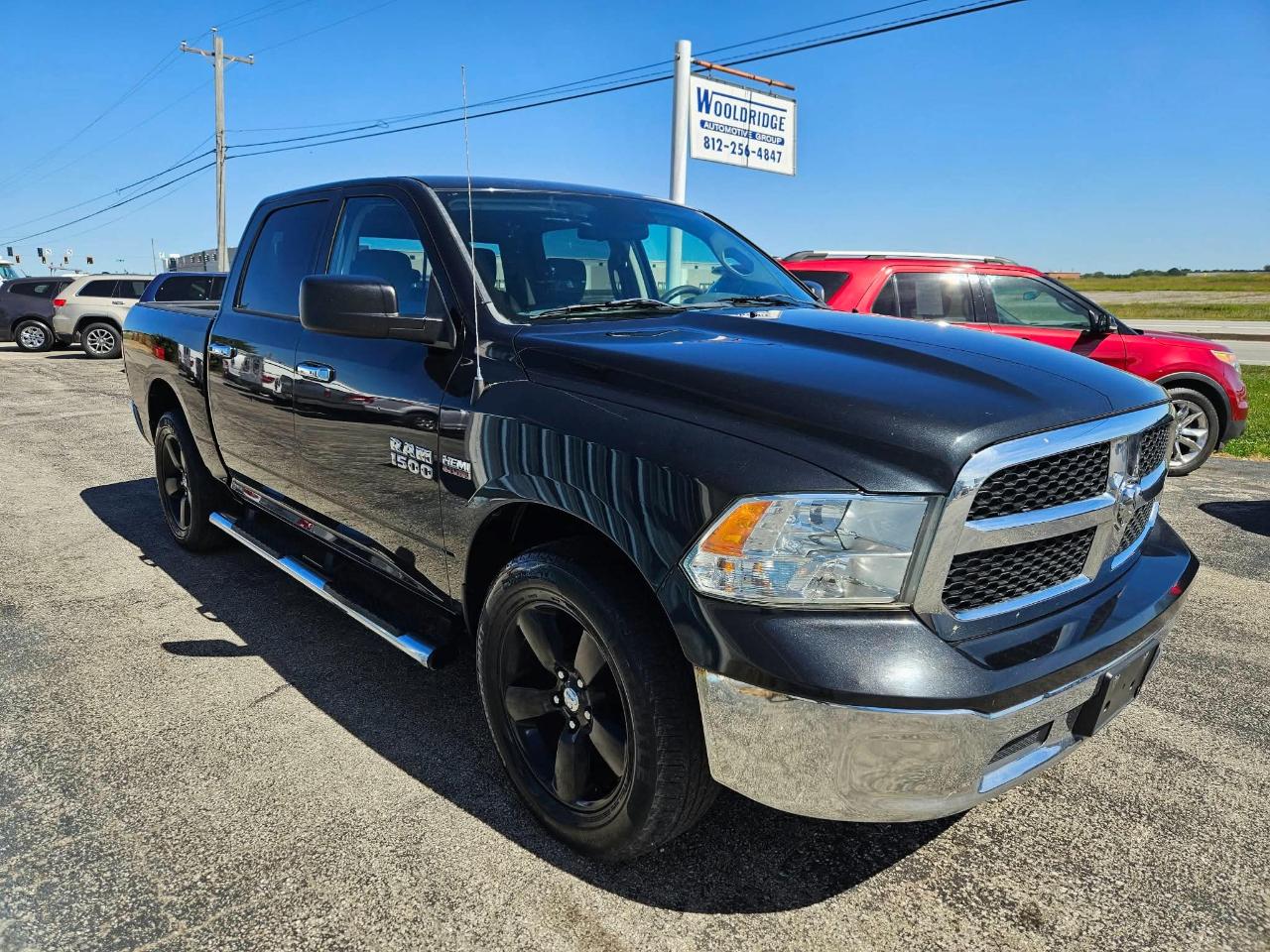 RAM 1500 SLT Crew Cab SWB 4WD 2015