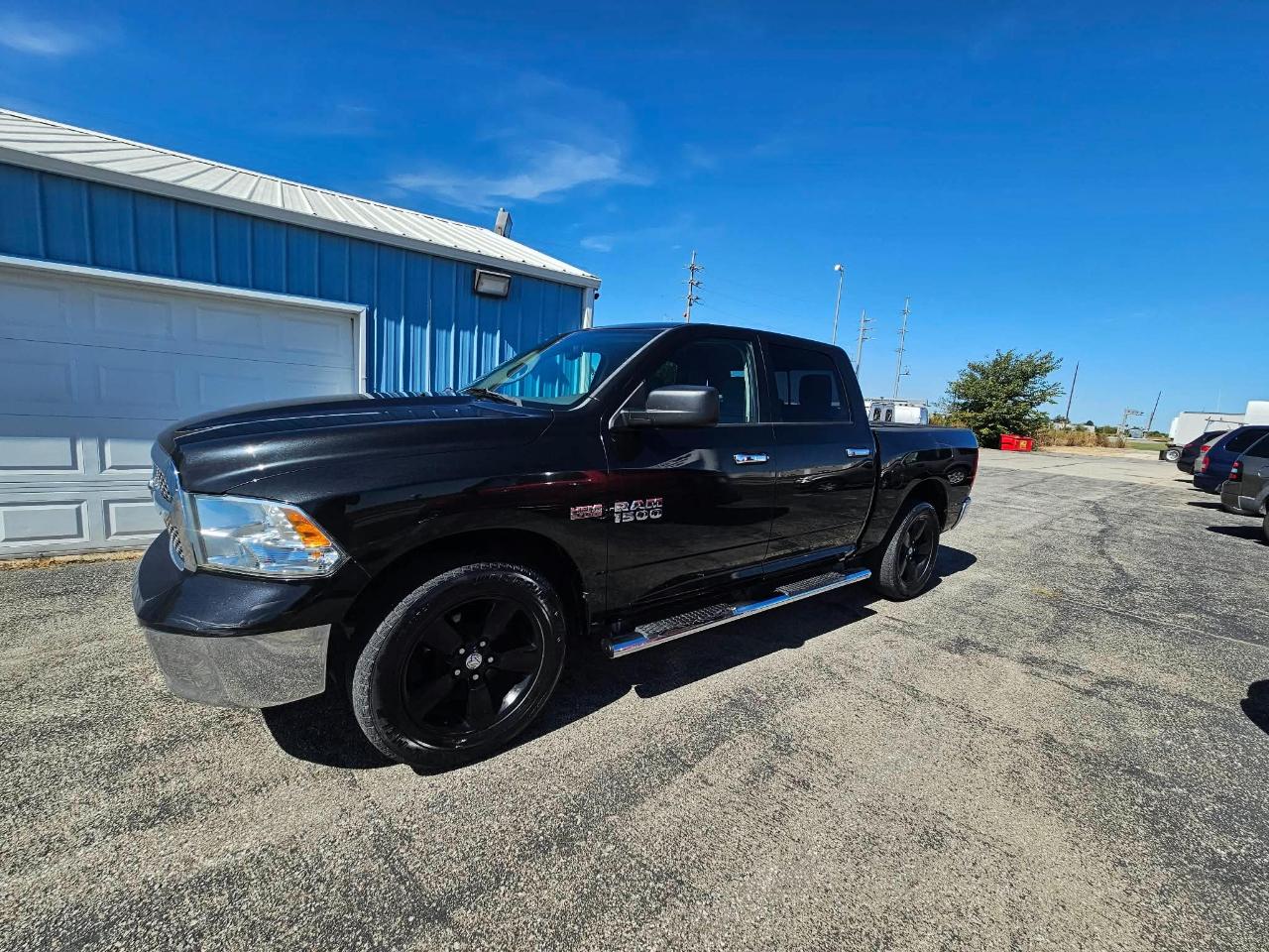 RAM 1500 SLT Crew Cab SWB 4WD 2015
