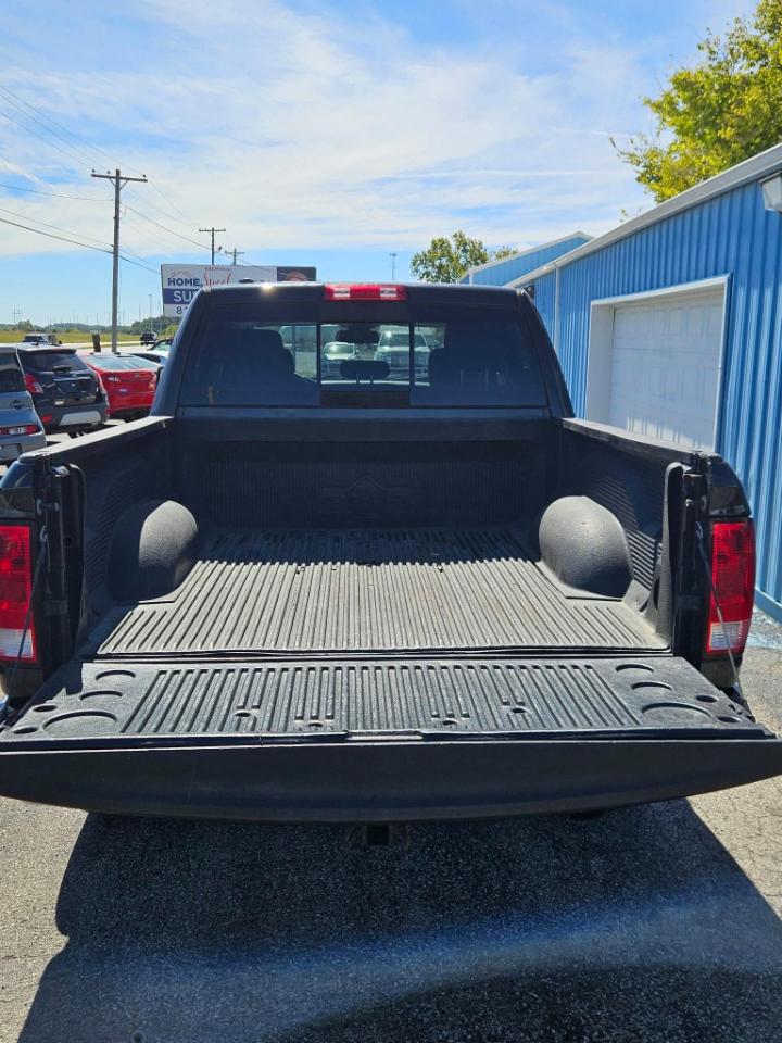 RAM 1500 SLT Crew Cab SWB 4WD 2015