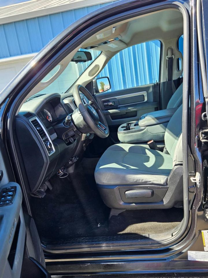 RAM 1500 SLT Crew Cab SWB 4WD 2015