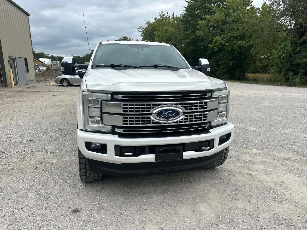 Ford F-350 SD King Ranch Crew Cab 4WD 2017