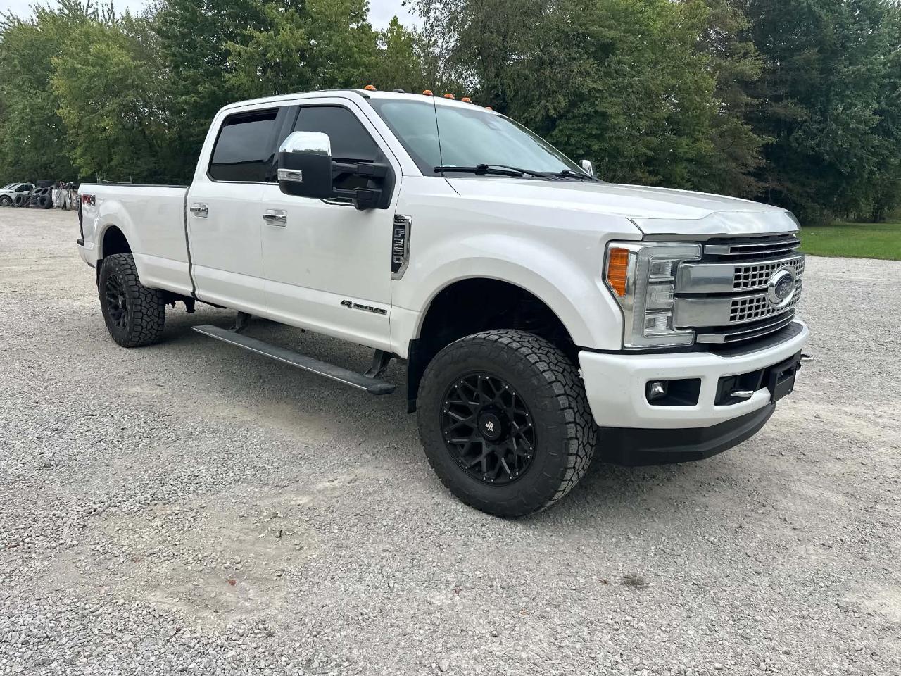 Ford F-350 SD King Ranch Crew Cab 4WD 2017