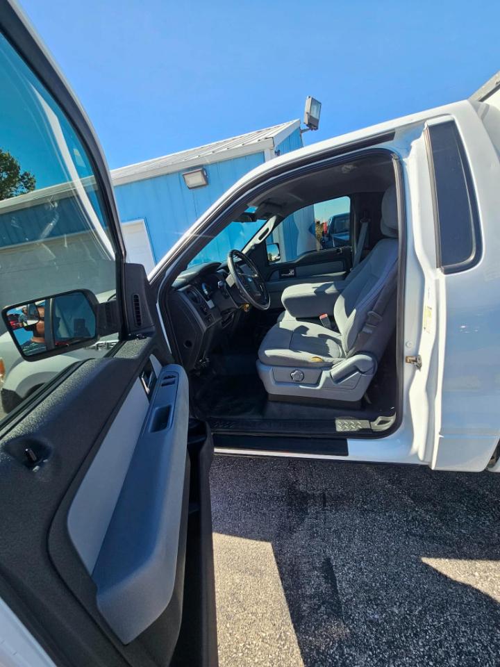 Ford F-150 XLT 8-ft. Bed 2WD 2013