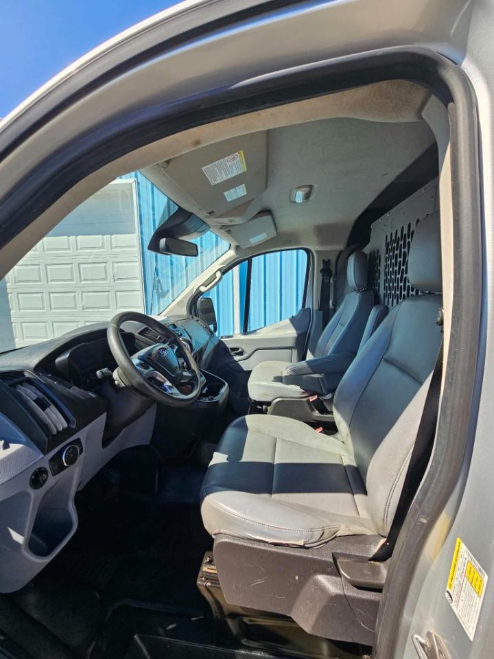Ford Transit 250 Van Low Roof 60/40 Pass.130-in. WB 2019