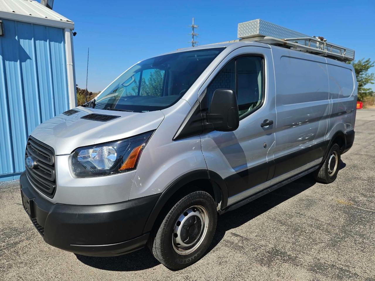 Ford Transit 250 Van Low Roof 60/40 Pass.130-in. WB 2019
