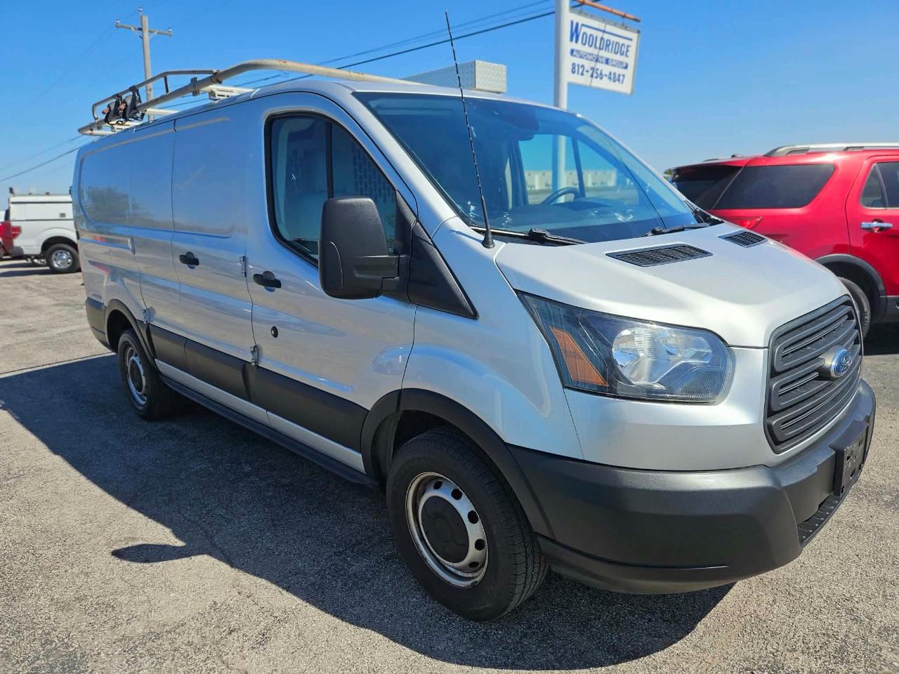 Ford Transit 250 Van Low Roof 60/40 Pass.130-in. WB 2019
