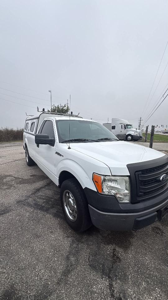 Ford F-150 XLT 8-ft. Bed 2WD 2013