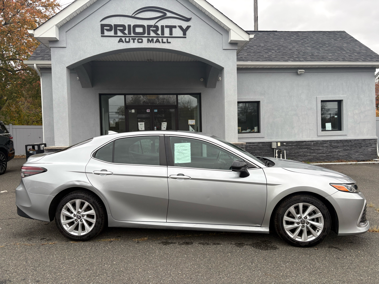 Toyota Camry LE Auto (Natl) 2022 Toyota Camry LE Auto (Natl) 2022