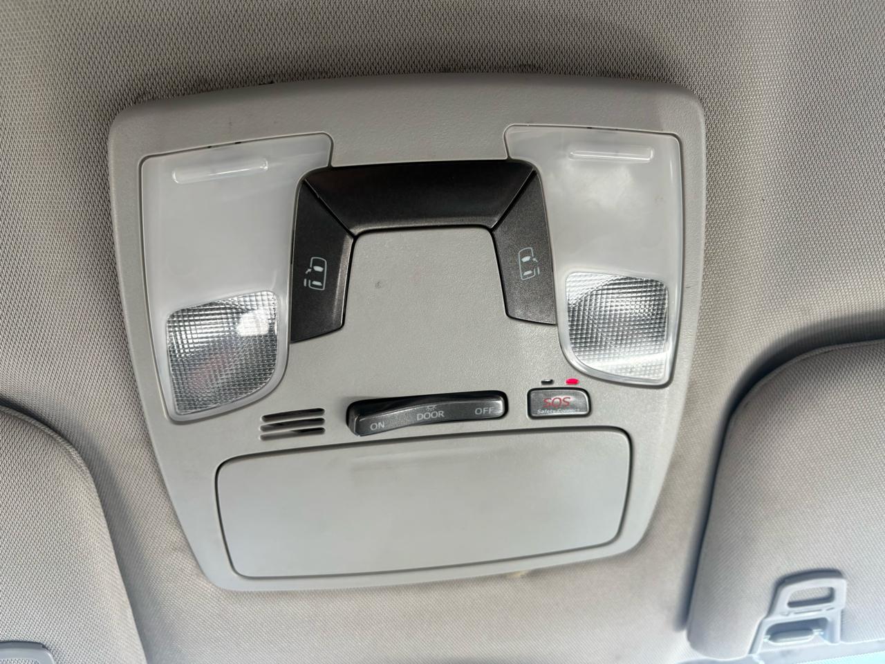 Toyota Sienna LE FWD 8-Passenger (Natl) 2020