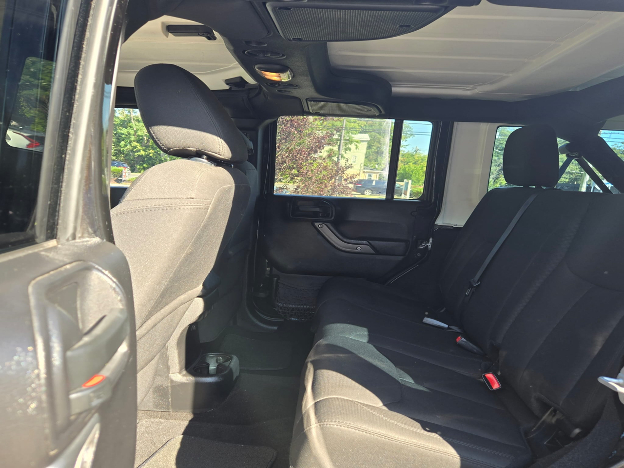 Jeep Wrangler Unlimited 4WD 4dr Sport 2016 Jeep Wrangler Unlimited 4WD 4dr Sport 2016