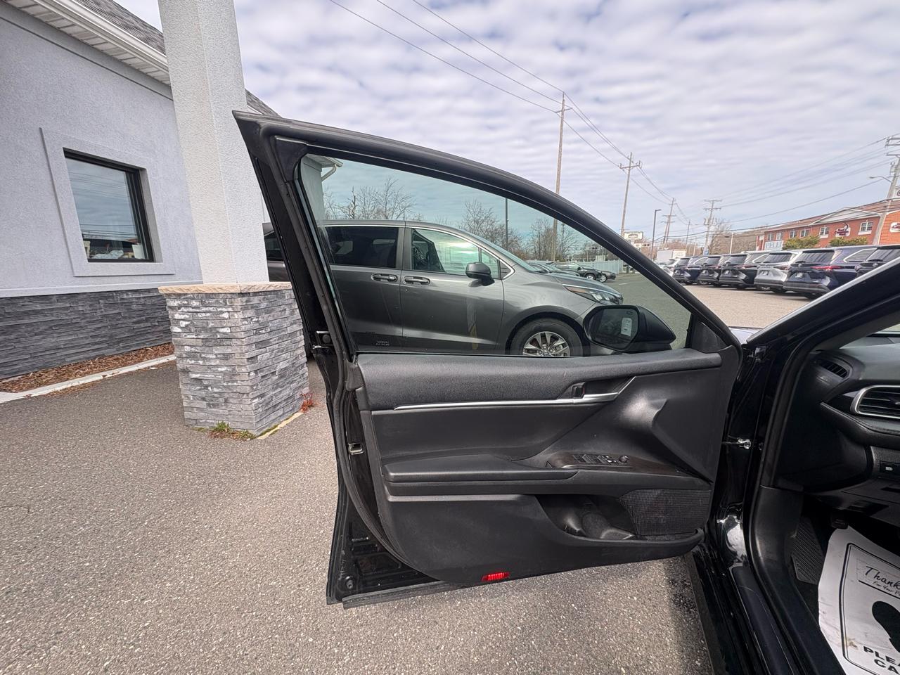 Toyota Camry LE 2023