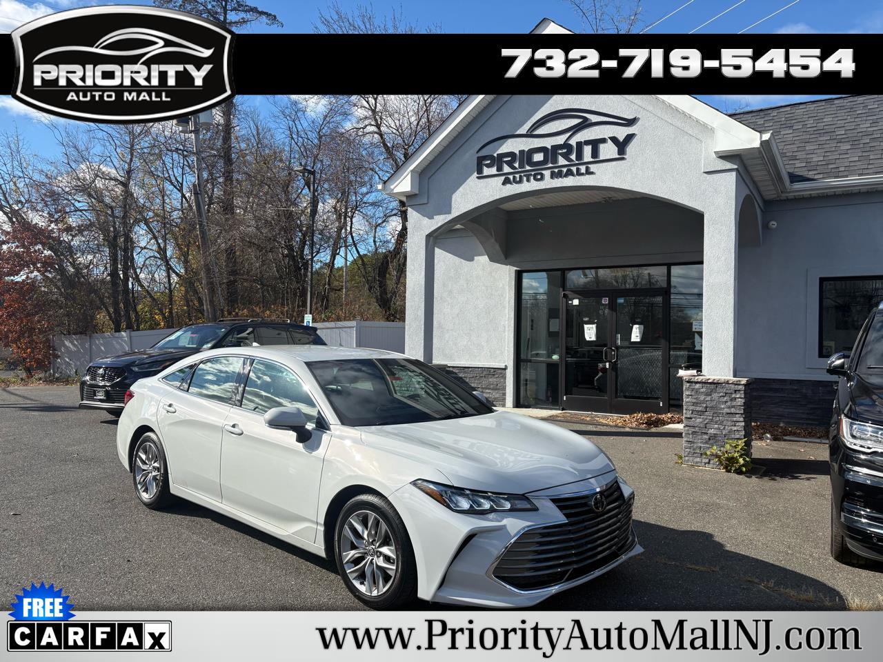 2022 Toyota Avalon XLE FWD (Natl)