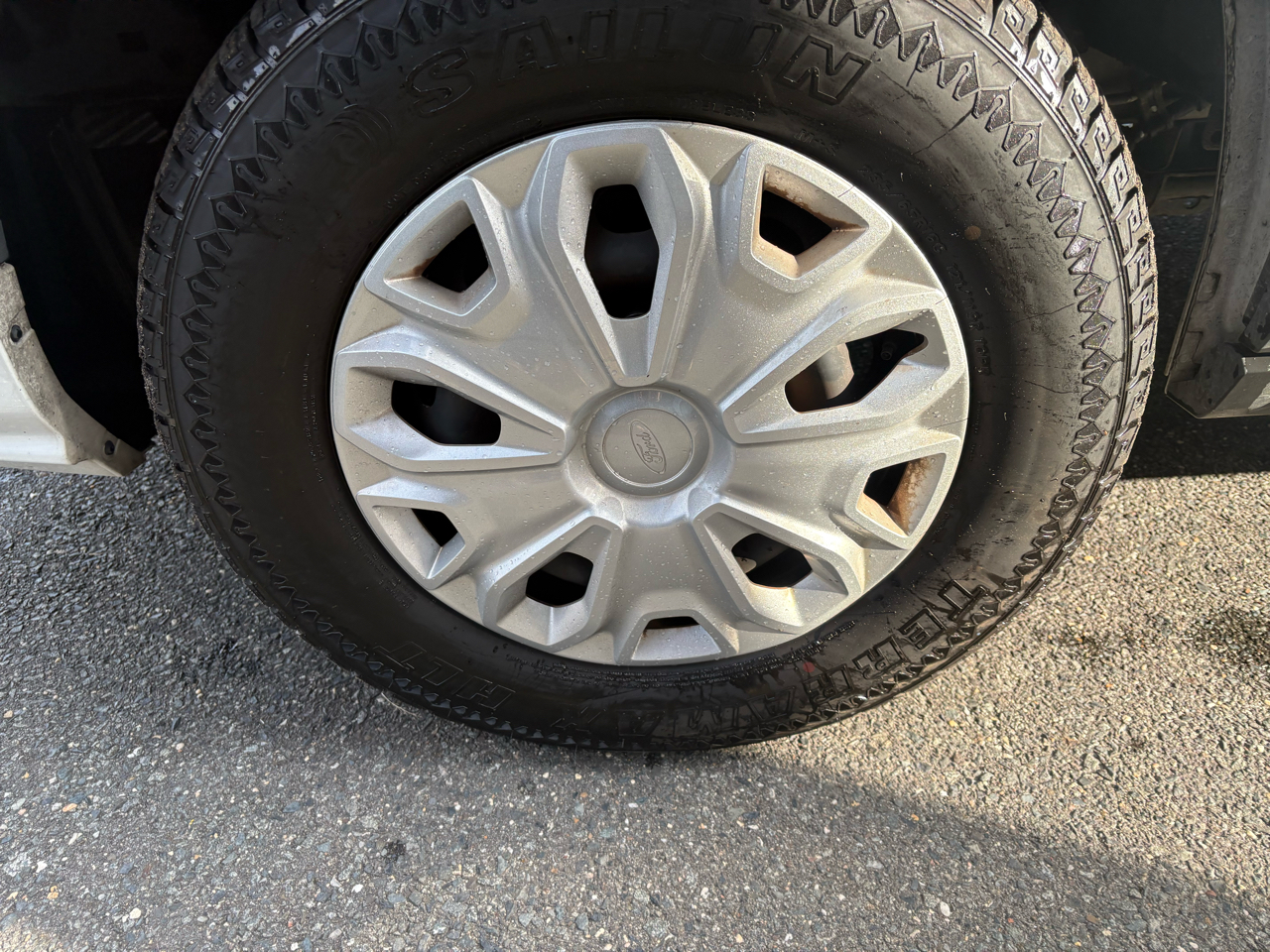 Ford T350 Vans XLT Wgn Low Roof 148 2023