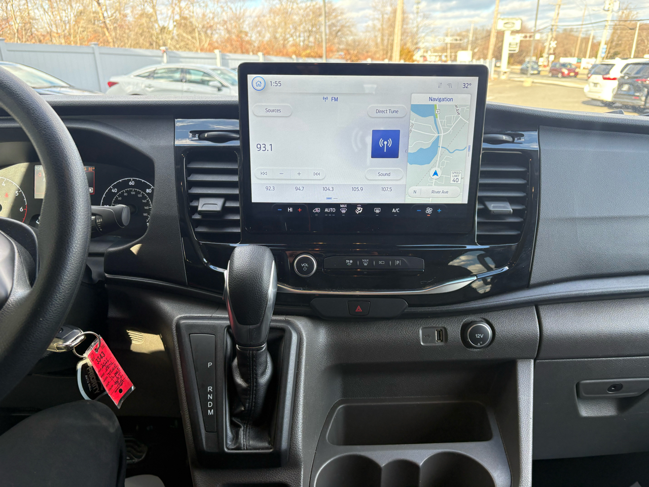 Ford T350 Vans XLT Wgn Low Roof 148 2023