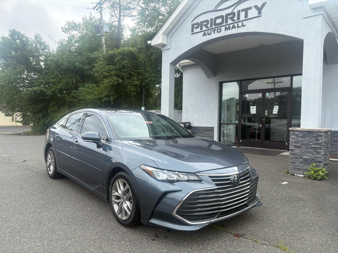 Toyota Avalon XLE FWD (Natl) 2022