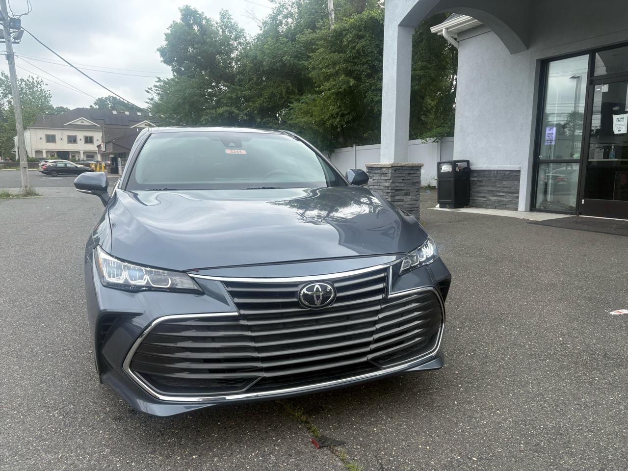 Toyota Avalon XLE FWD (Natl) 2022