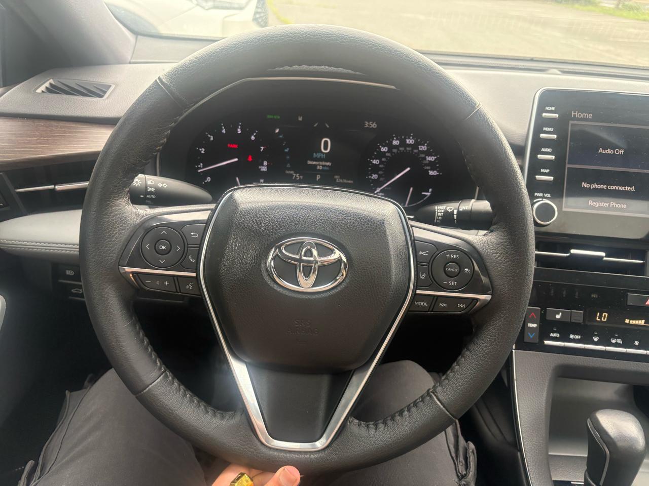 Toyota Avalon XLE FWD (Natl) 2022