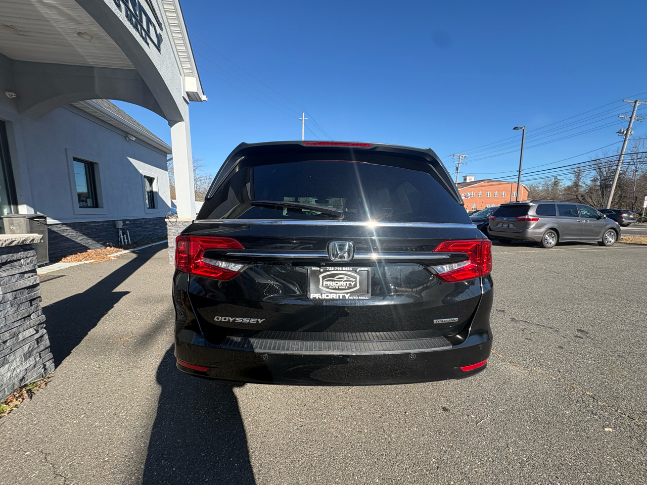 Honda Odyssey Touring Auto 2023