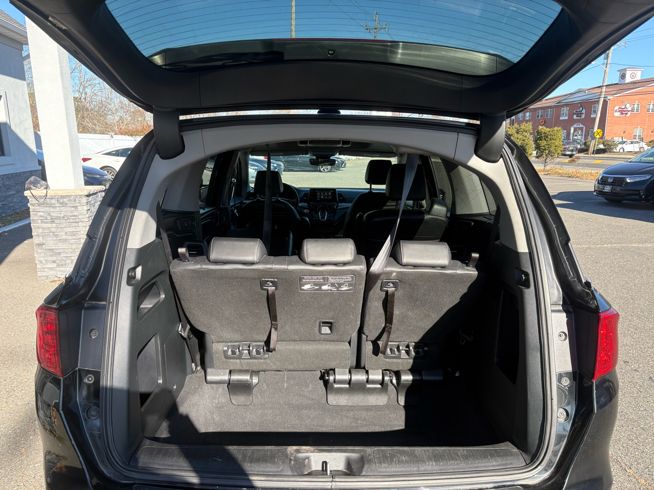 Honda Odyssey Touring Auto 2023