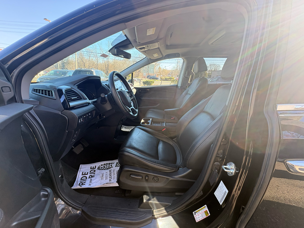 Honda Odyssey Touring Auto 2023