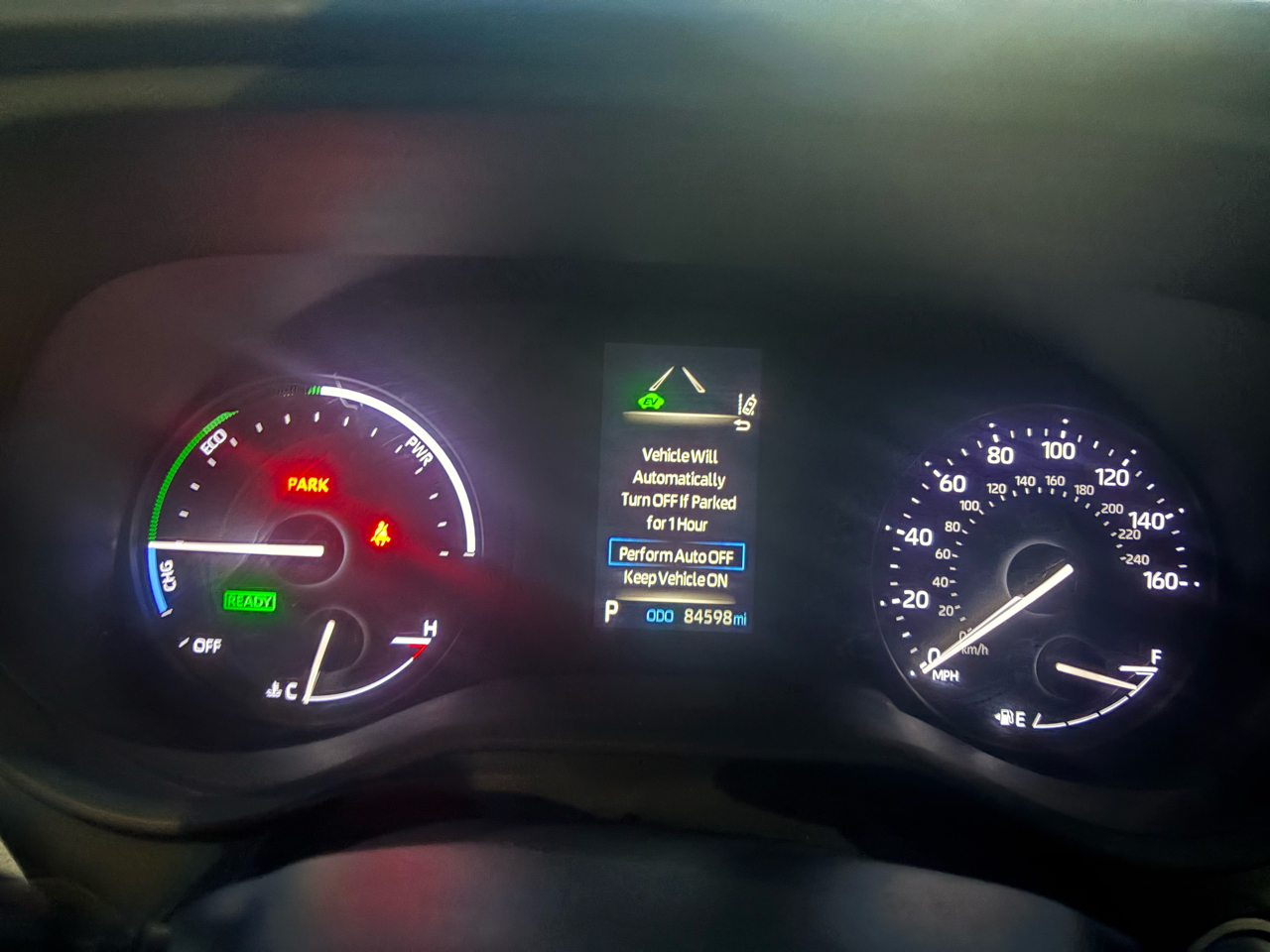 Toyota Sienna LE FWD 8-Passenger (Natl) 2023