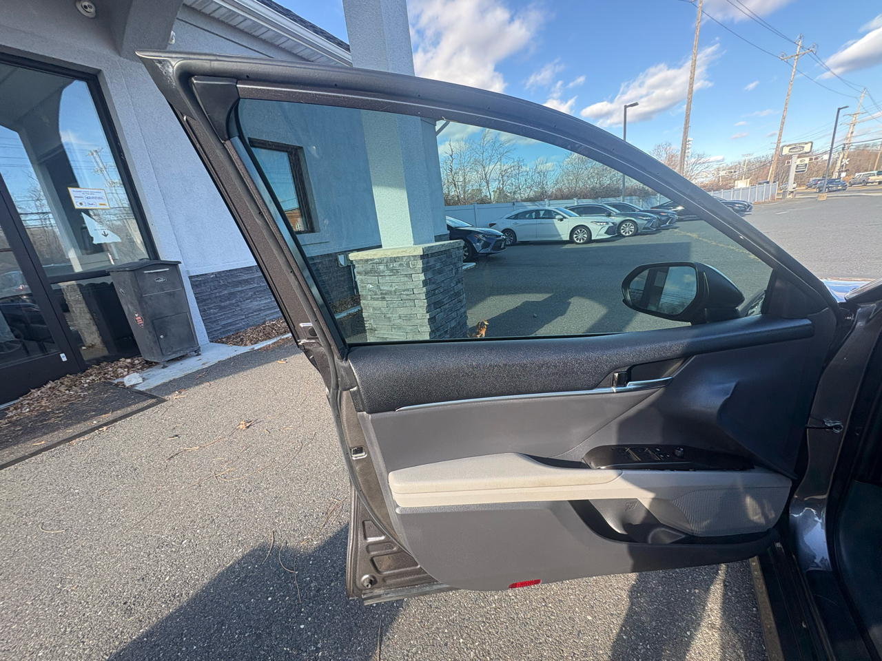 Toyota Camry LE Auto (Natl) 2023