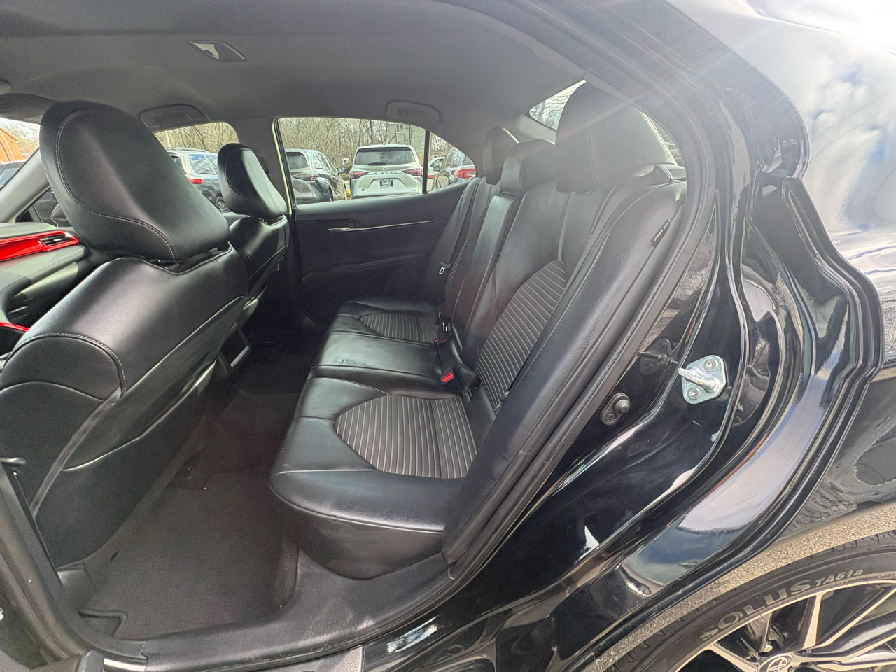 Toyota Camry SE Auto (Natl) 2022