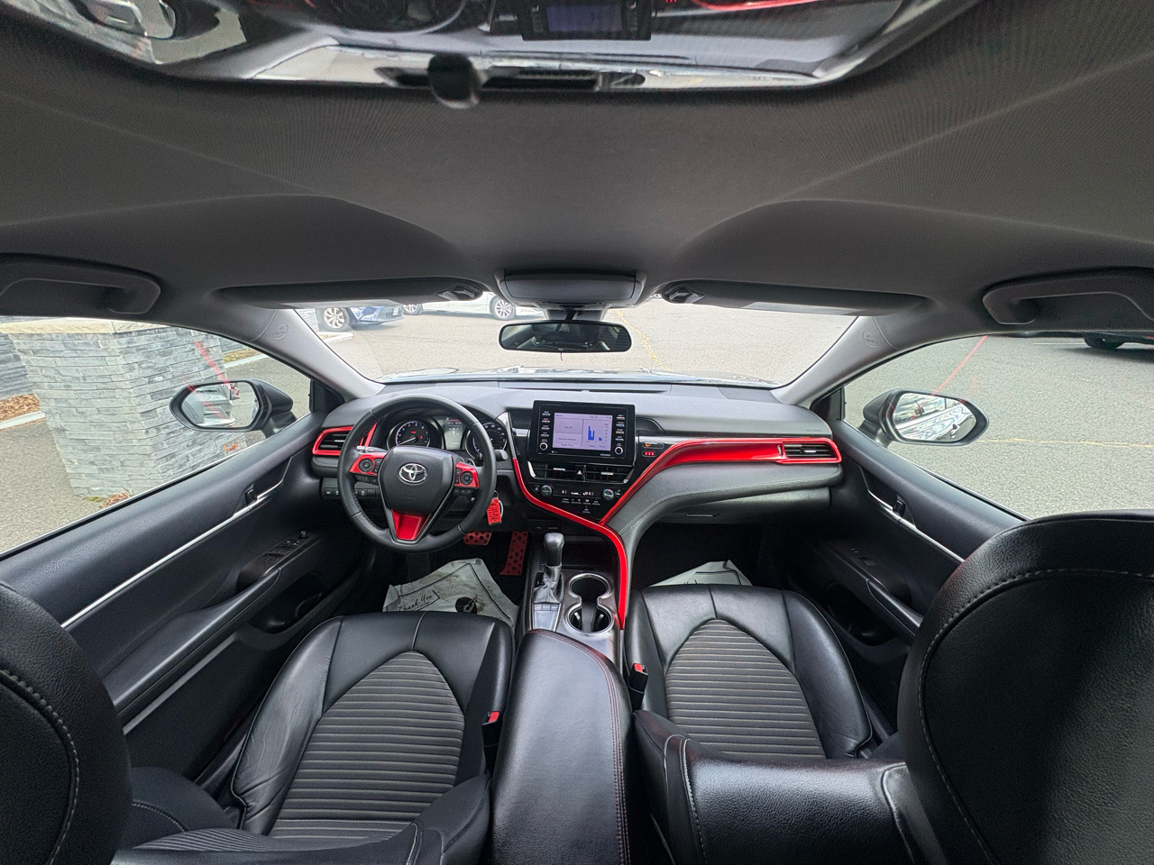 Toyota Camry SE Auto (Natl) 2022