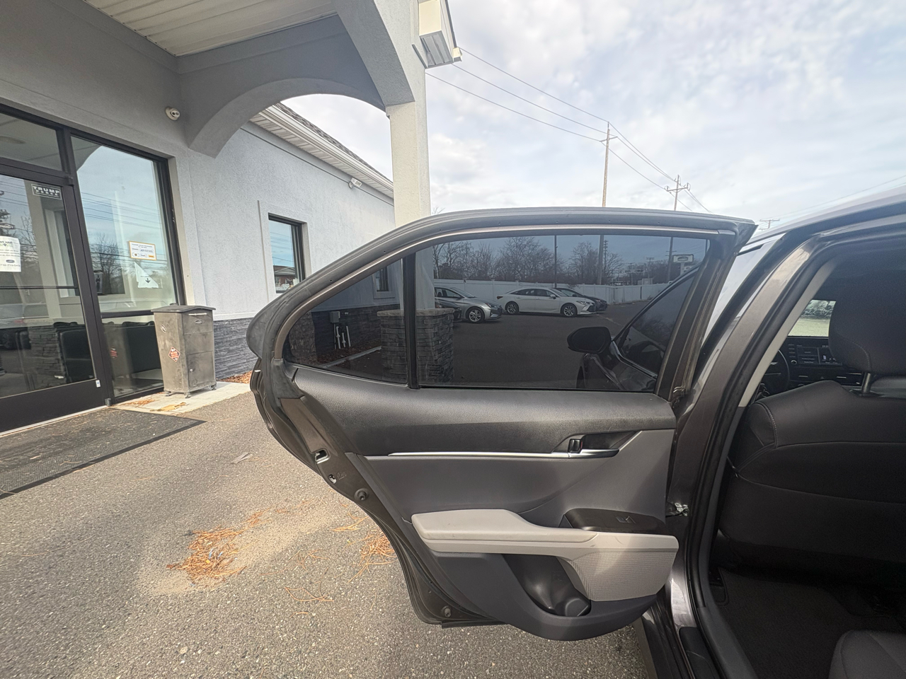 Toyota Camry LE Auto (Natl) 2023