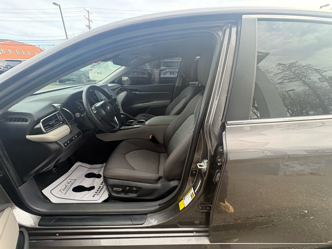 Toyota Camry LE Auto (Natl) 2023