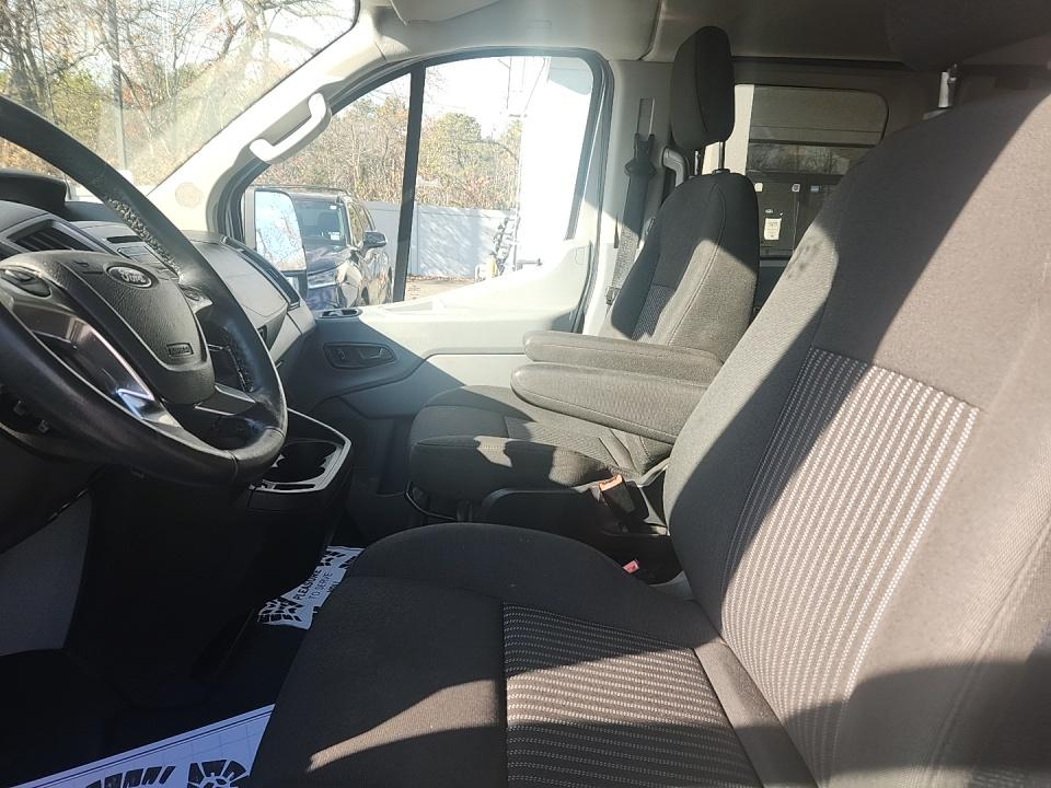 Ford Transit Wagon T-350 148" Low Roof XLT Swing-Out RH Dr 2016