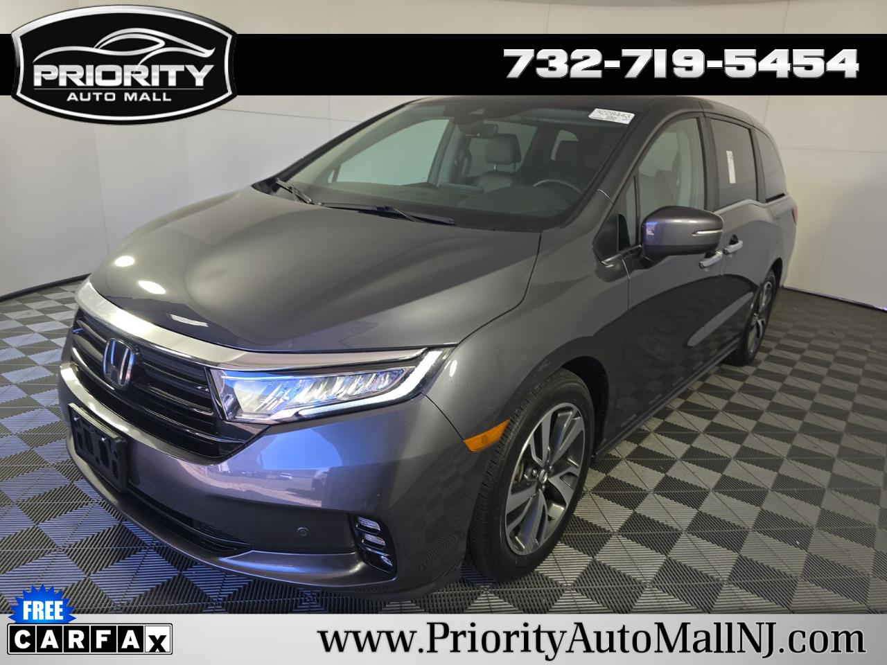 Honda Odyssey Touring Auto 2023