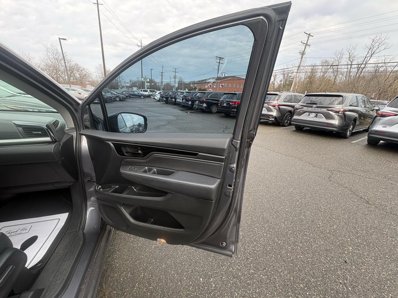 Honda Odyssey Touring Auto 2023