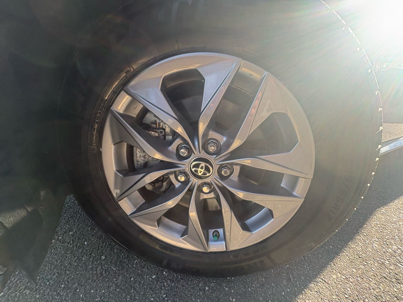 Toyota Sienna LE FWD 8-Passenger (Natl) 2021