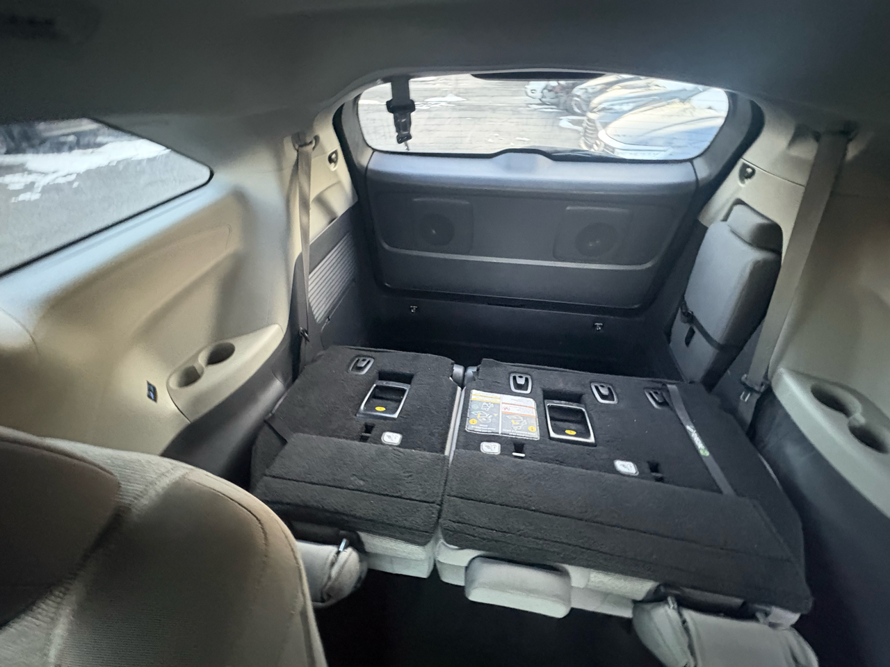 Toyota Sienna LE FWD 8-Passenger (Natl) 2021