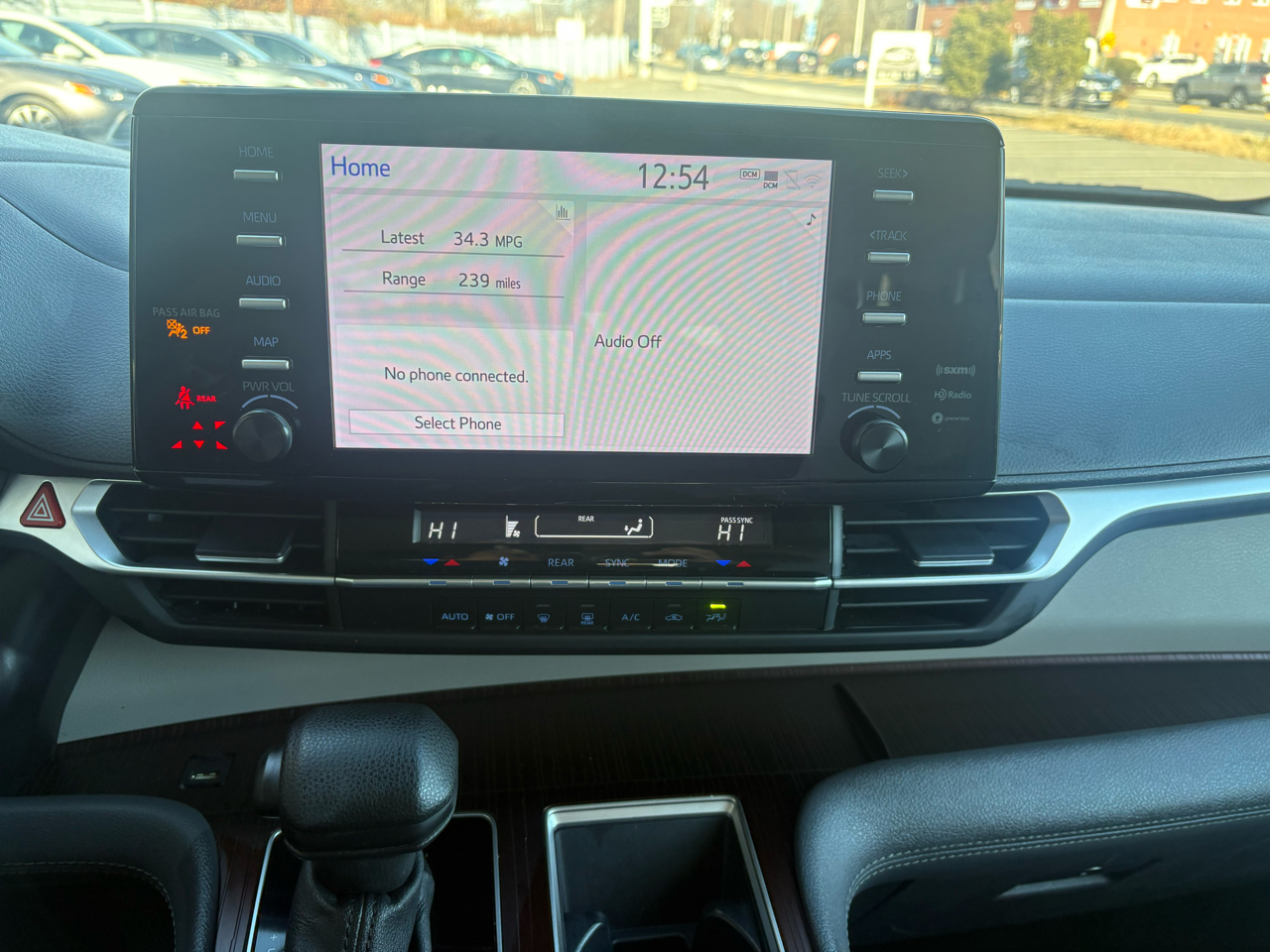 Toyota Sienna LE FWD 8-Passenger (Natl) 2024