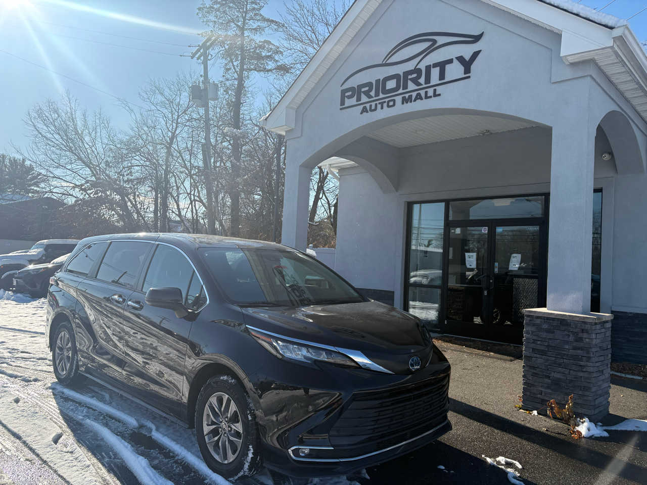 Toyota Sienna XLE FWD 8-Passenger (Natl) 2022