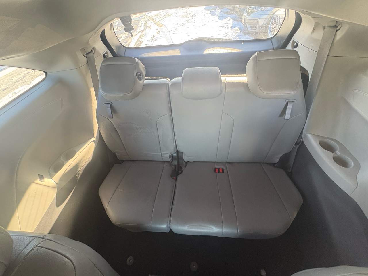 Toyota Sienna XLE FWD 8-Passenger (Natl) 2022