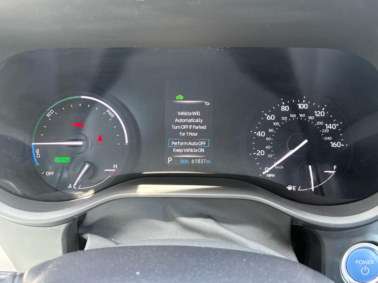 Toyota Sienna LE FWD 8-Passenger (Natl) 2024