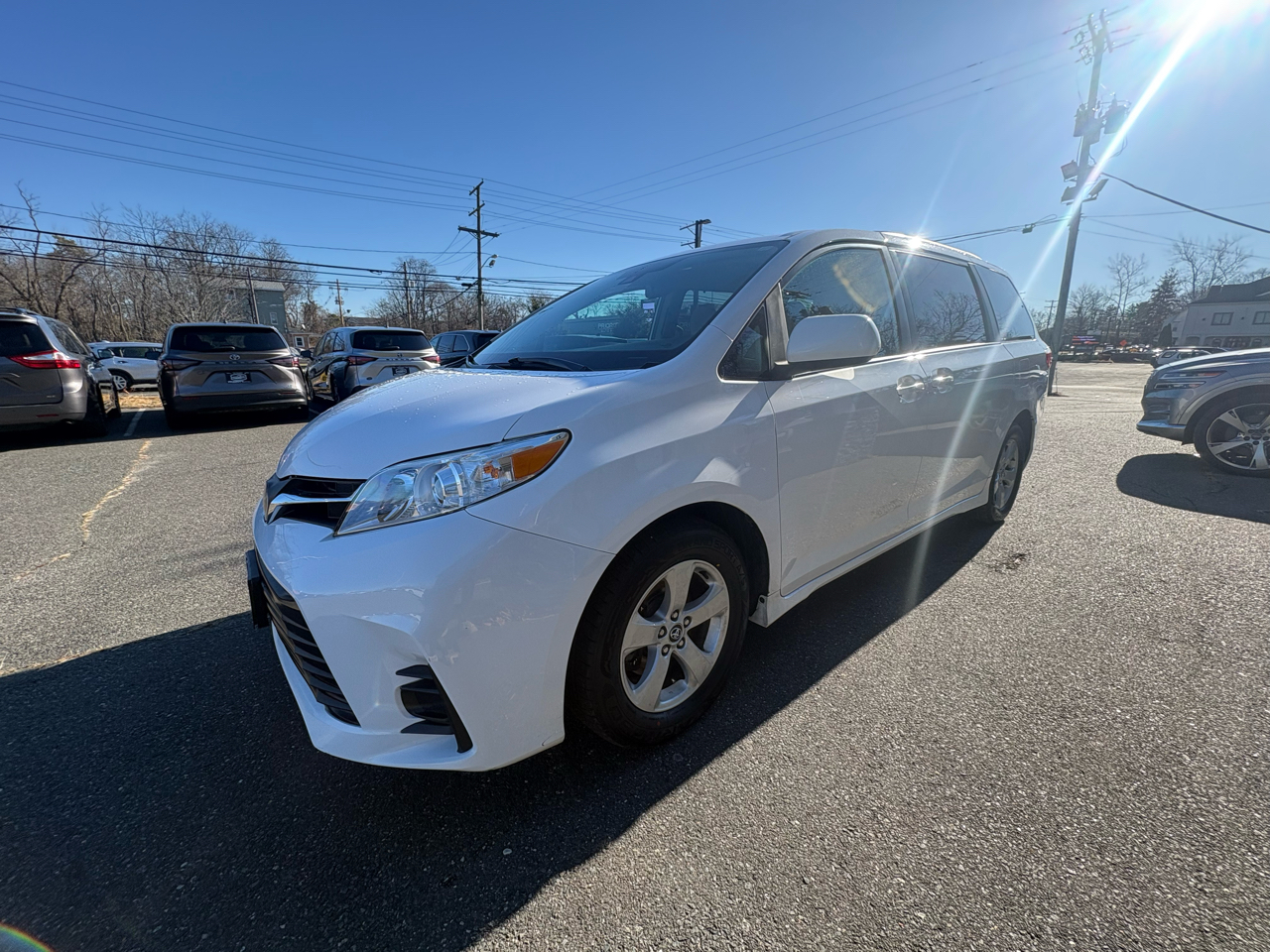 Toyota Sienna LE FWD 8-Passenger (Natl) 2019