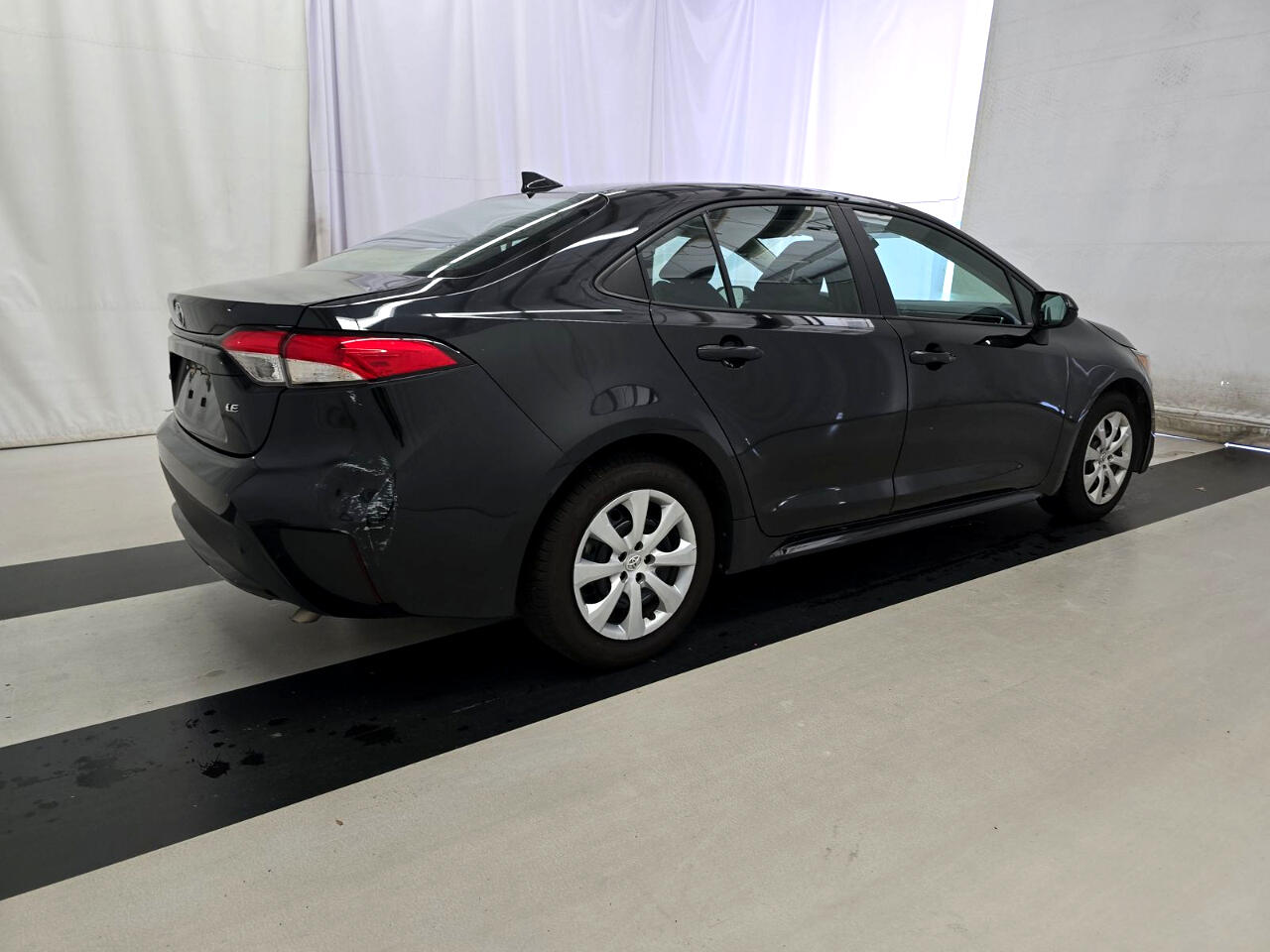 Toyota Corolla LE CVT (Natl) 2022