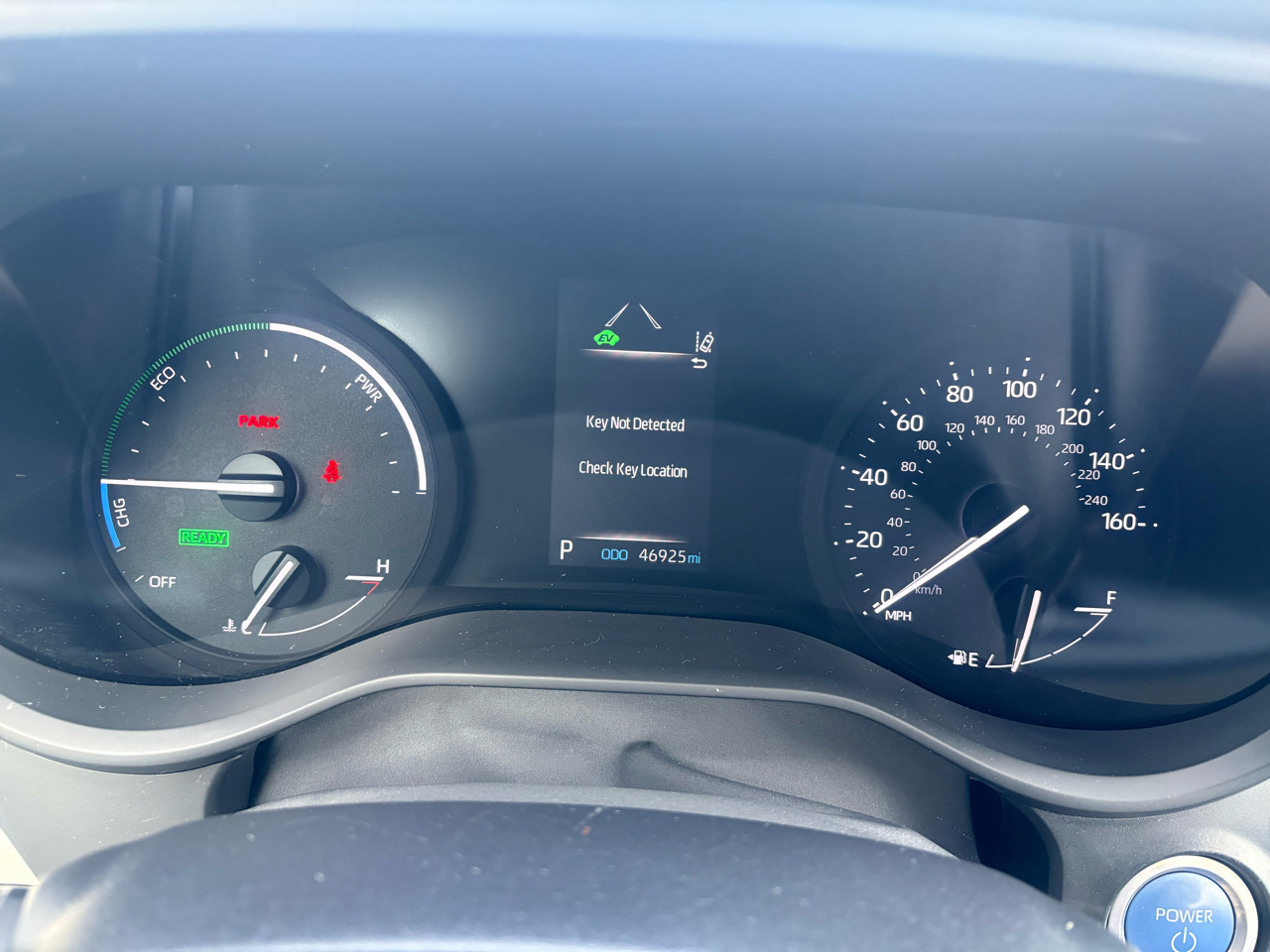 Toyota Sienna LE FWD 8-Passenger (Natl) 2024