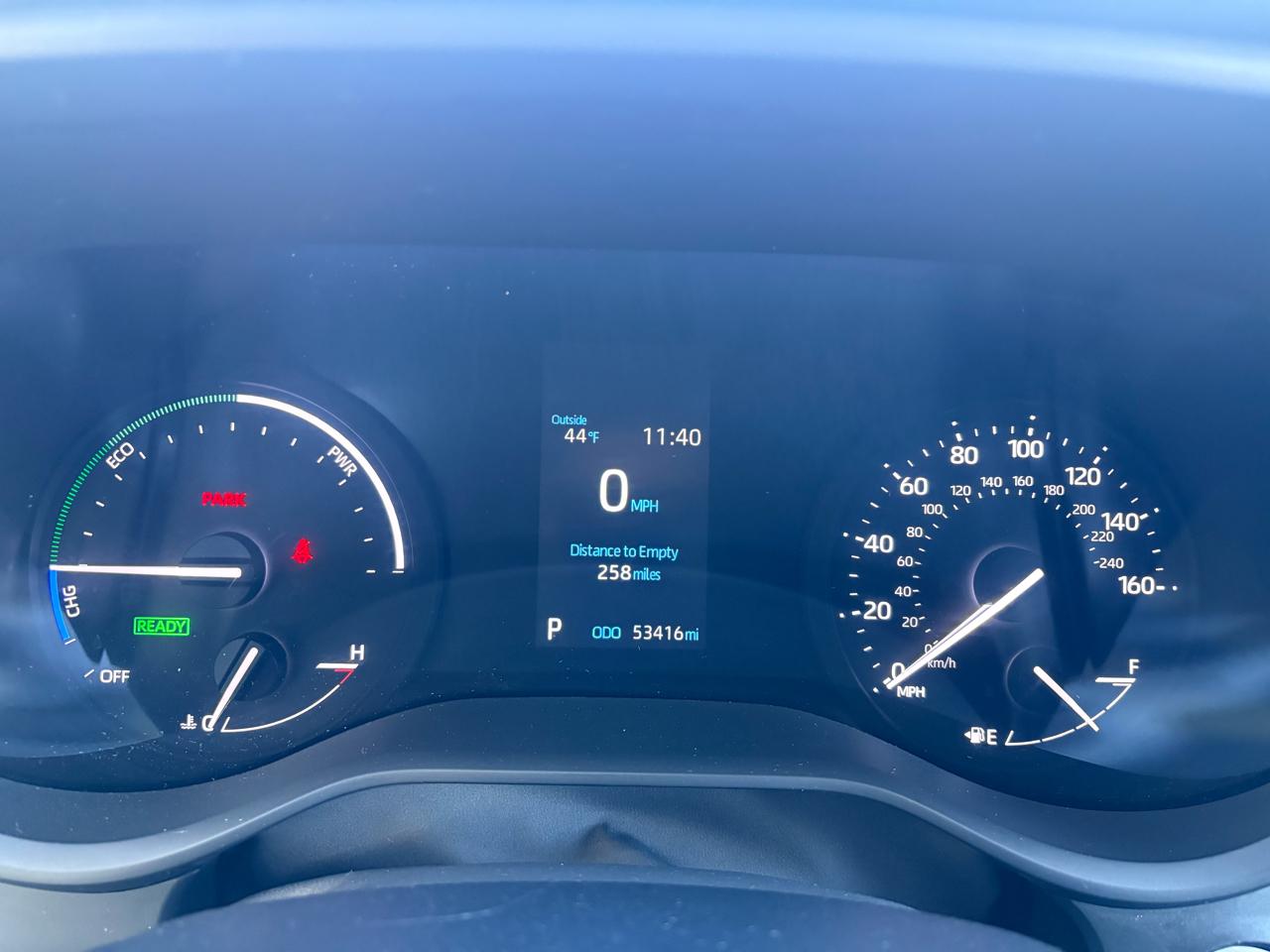 Toyota Sienna LE FWD 8-Passenger (Natl) 2024