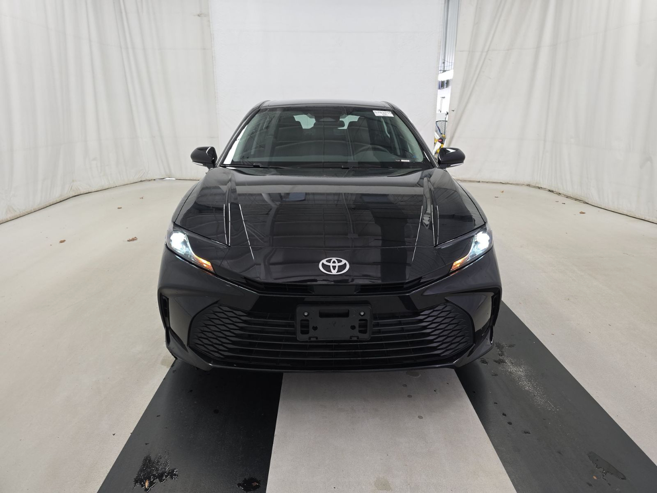 Toyota Camry XLE (Natl) 2025