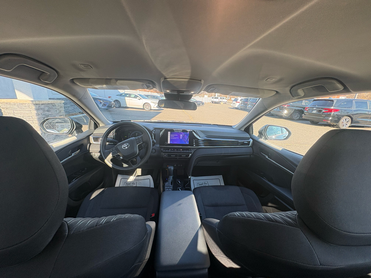 Toyota Camry XLE (Natl) 2025