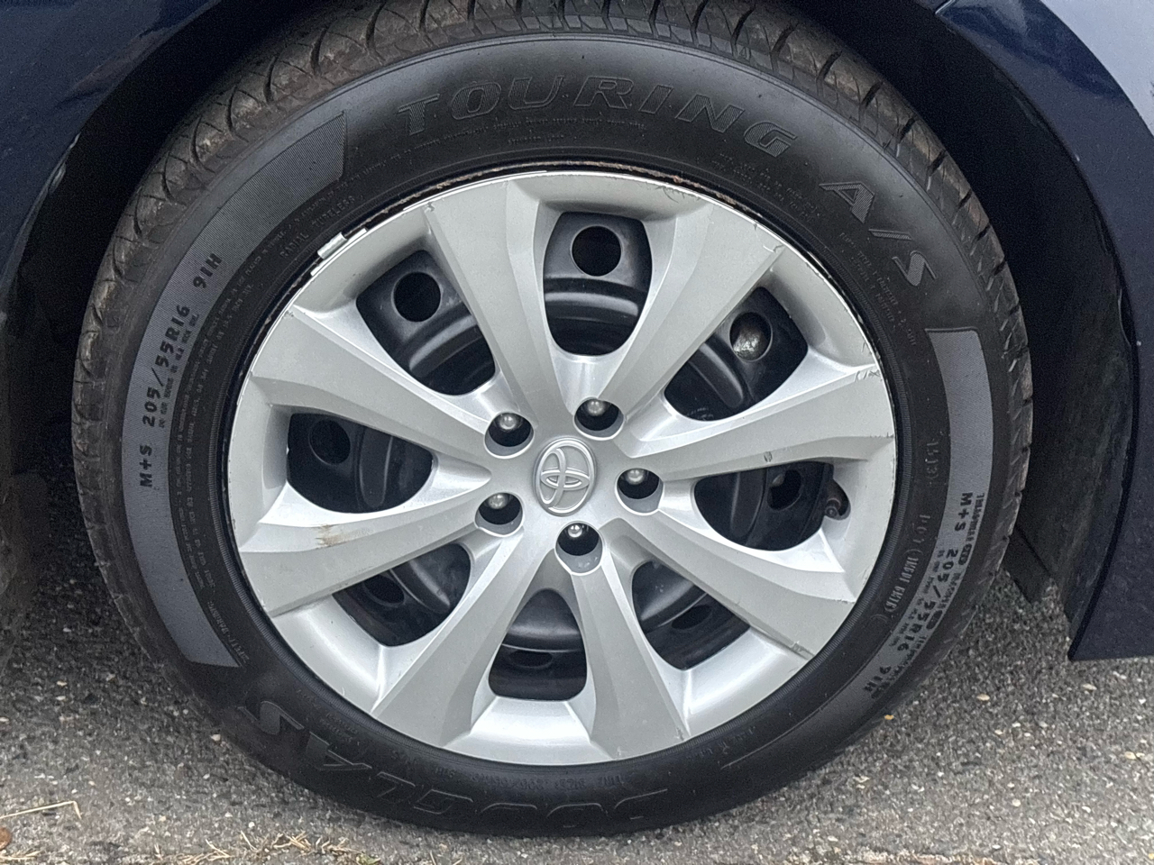 Toyota Corolla LE 4D Sedan 2025