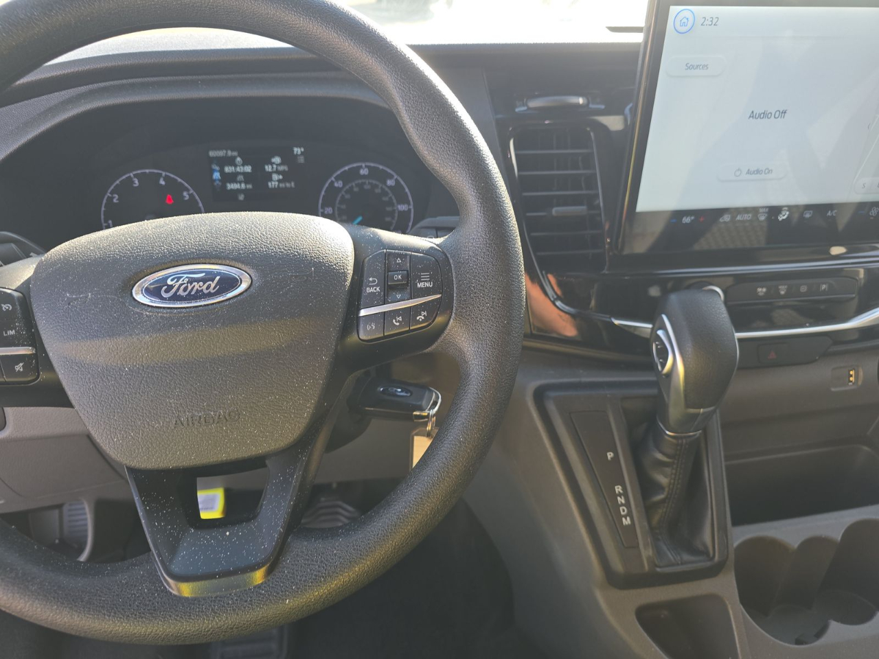 Ford Transit Passenger Wagon T-350 148" Low Roof XLT RWD 2023