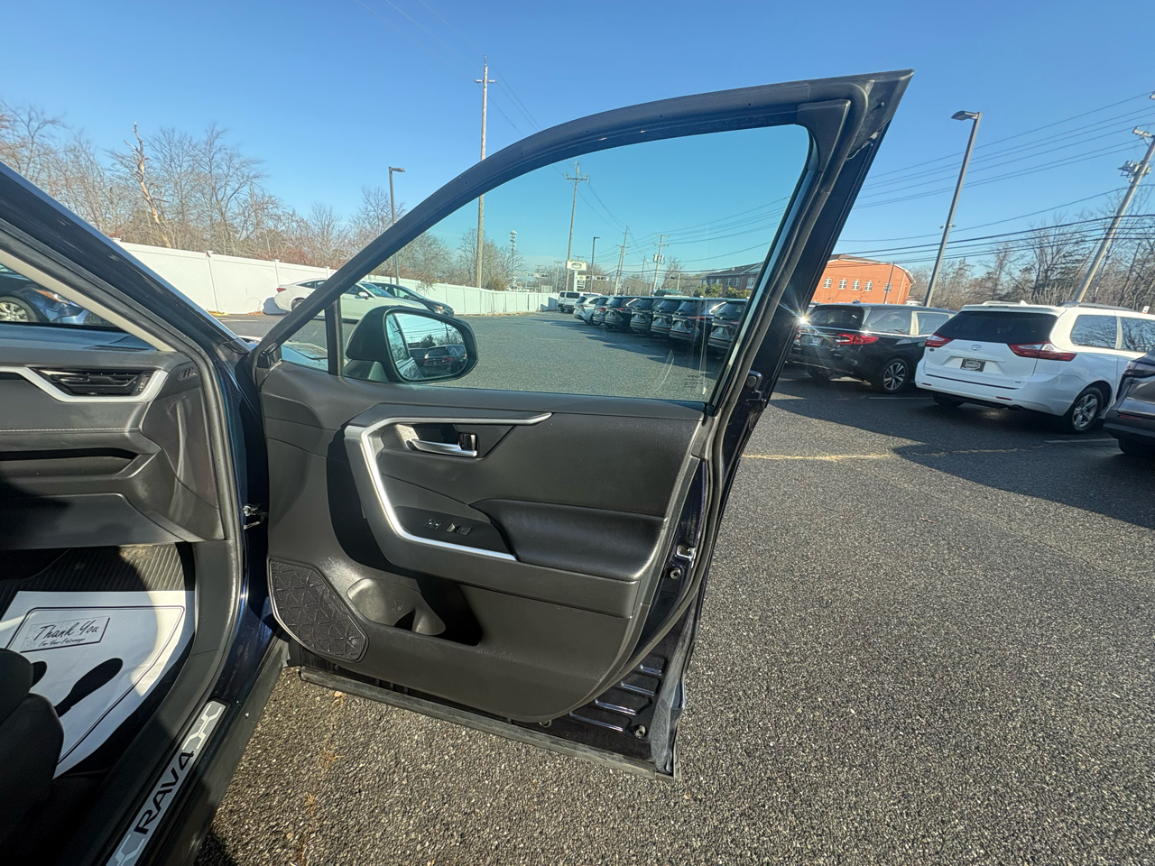 Toyota RAV4 XLE AWD (Natl) 2023